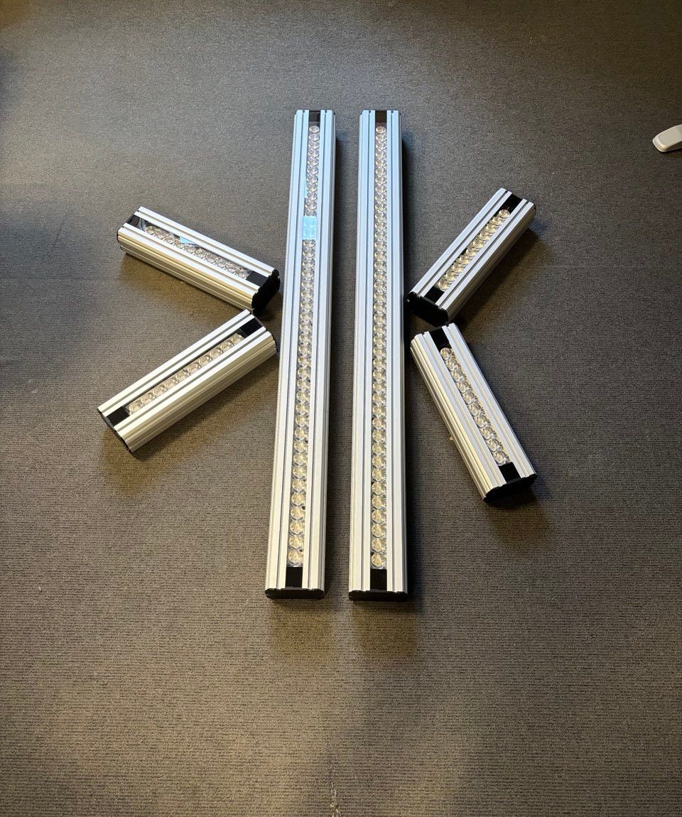 Комплект из трёх импульсных подсветок А1911 